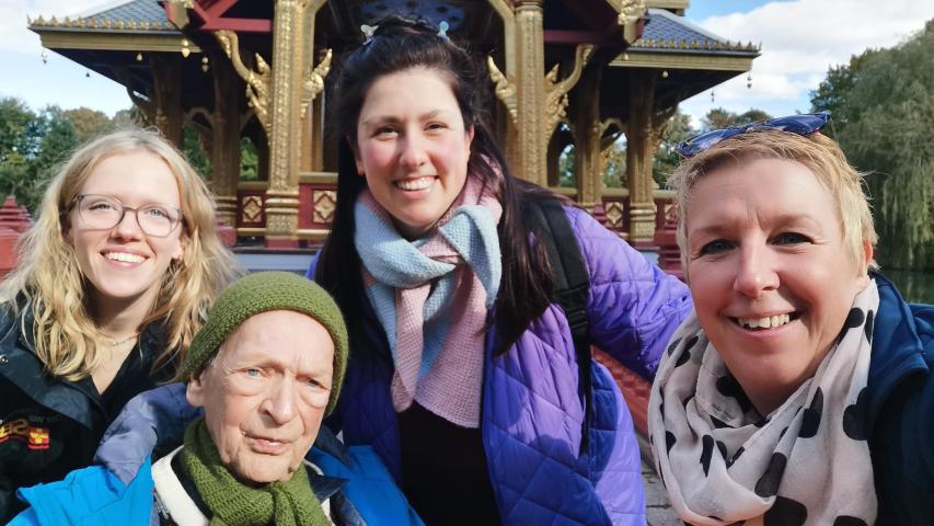 Reinhard, seine Tochter und die Wunscherfüllerinnen